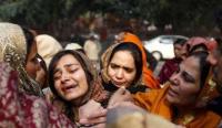 【中英双语】印度政客称应绞死婚前性行为女性引发大争论