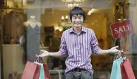 【中英双语】英国网民：中国都市美男重振奢侈购物