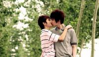 【中英双语】有关同性恋：中国男人的婚姻观